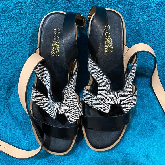 Mata Shoes Shoes - MATA WOMEN'S PLATFORM WEDGE‎ SANDALS Size 7.5